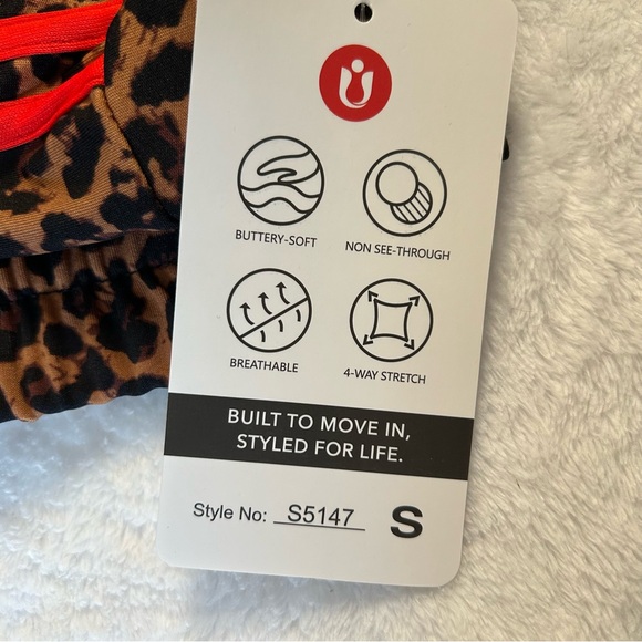 Otos Leopard Print Cropped zip up hoodie with Red Accents - Picture 3 of 7